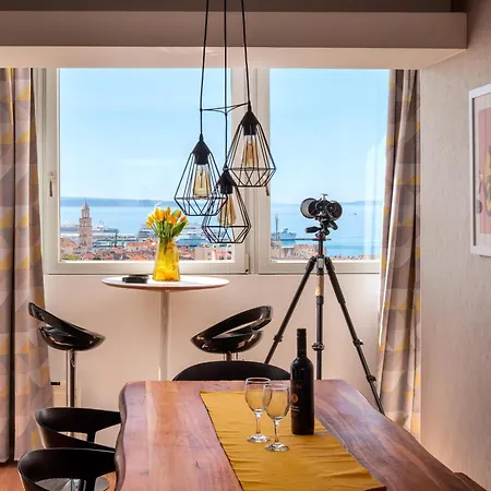 Anthea's Of Centre Penthouse Appartamento *