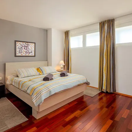 Anthea's Of Centre Penthouse * Split