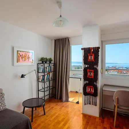 Anthea's Of Centre Penthouse Apartman